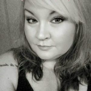 Meet your Posher, Corie